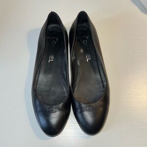 Chanel flat black size 39